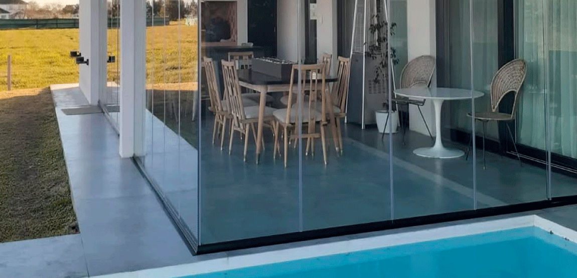 Cortinas de cristal: la mejor opción para disfrutar del verano